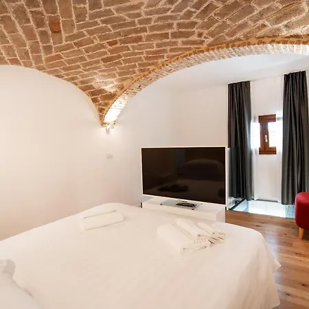 Duomo Bed & Breakfast 4*
