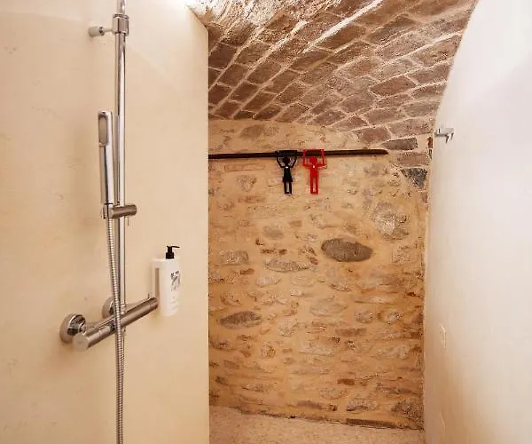 Duomo Nocleg ze śniadaniem 4*