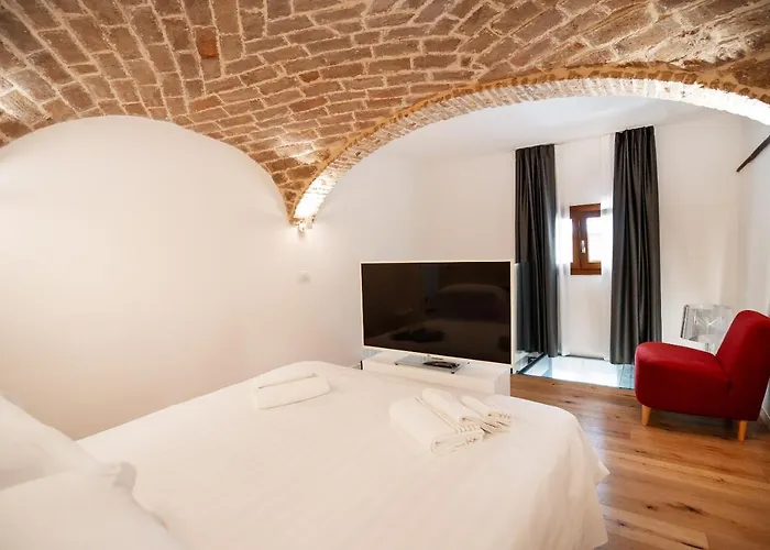 Duomo Nocleg ze śniadaniem 4*